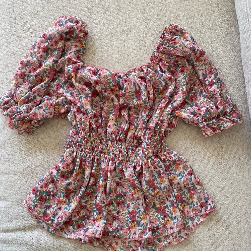 Flirty floral top.
